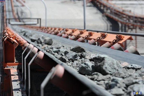 آیا «صادرات سنگ آهن» آزاد شده است؟