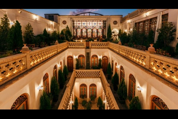 بحران «هتل خالی»