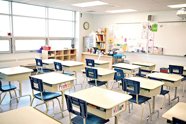 ضربه دوبله تعطیلی آموزش