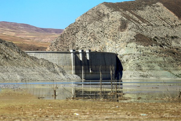 تصویر آماری یک بحران