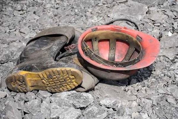 ریزش معدن در اُرزوئیه کرمان