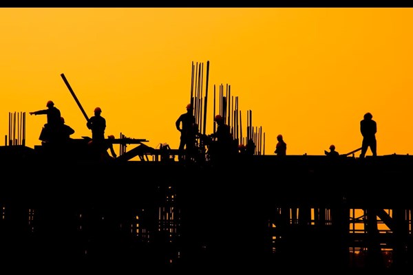 سقوط بی سابقه دستمزد کارگران 