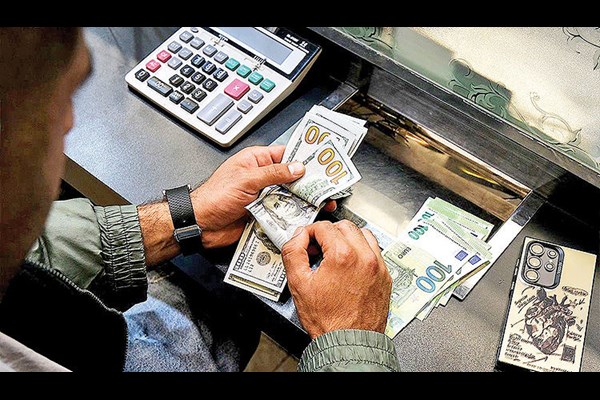 وسوسه‌های دوباره تثبیت ارزی