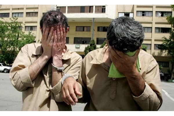 دستگیری سارقان ۱۰۰ میلیارد ریال طلا در کرمان 