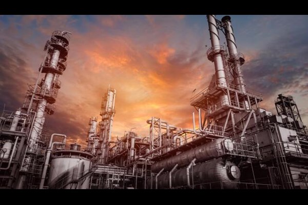 قفل سیاستی بر توسعه صنعت نیروگاهی