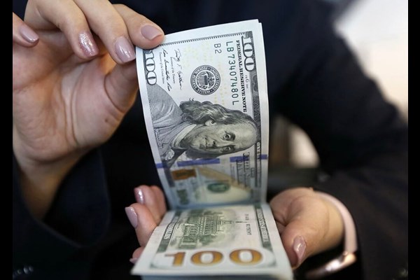 خیز ۱۰ هزار تومانی دلار فردایی