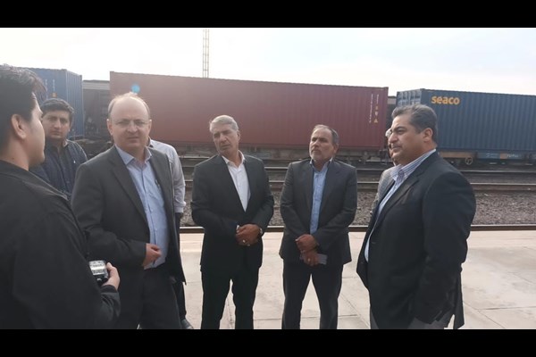 آغاز احداث راه‌آهن مهریز به باغین
