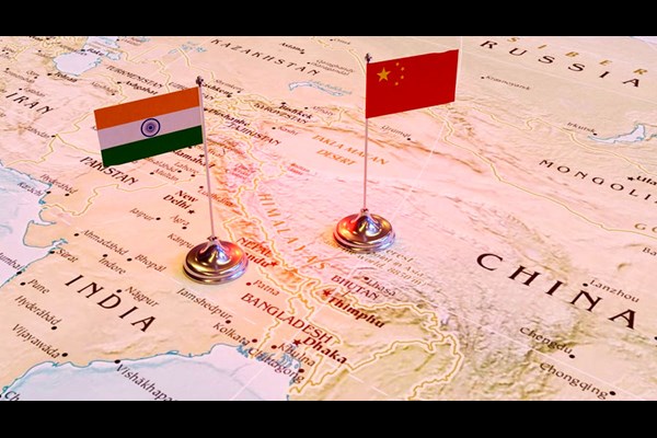 تلاش هند برای گرفتن جایگاه چین