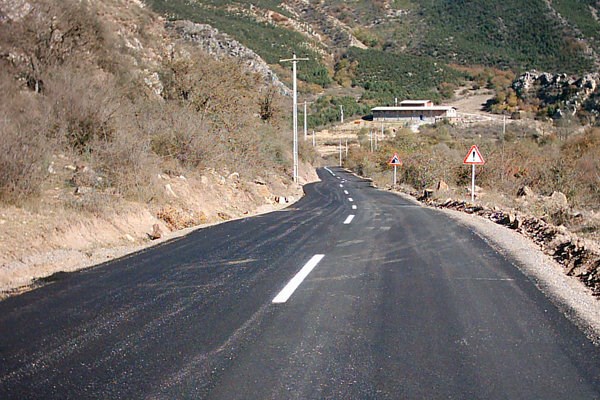 احداث 250 کیلومتر راه روستایی در جنوب کرمان